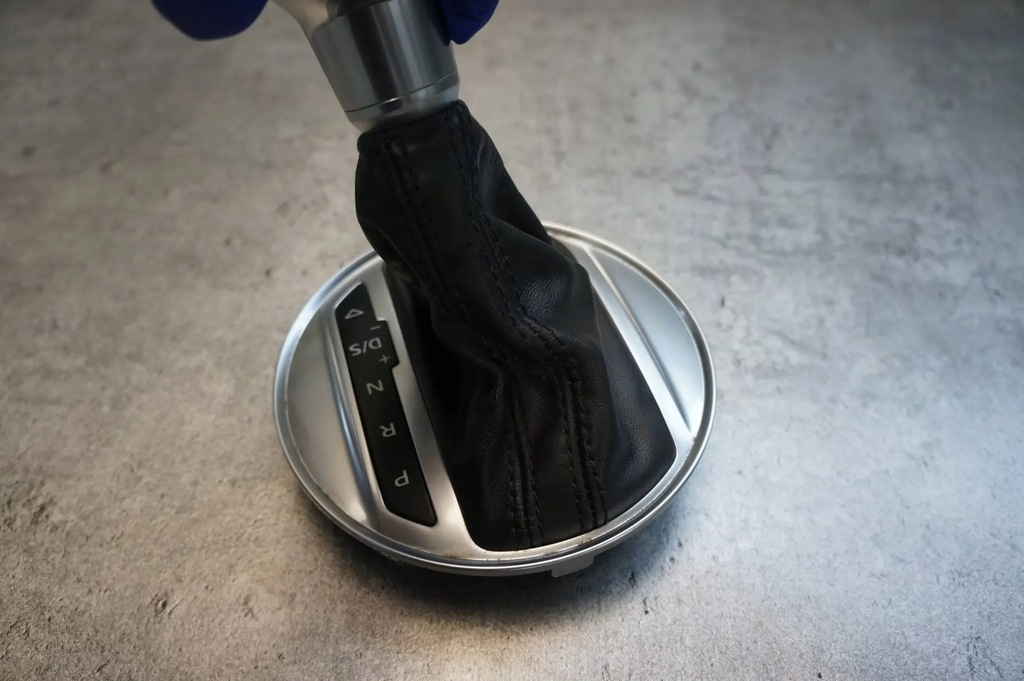 фото №10, Сигнализатор передач ручка чехол s-tronic audi tt 8s mk3 uk - 8s2713463