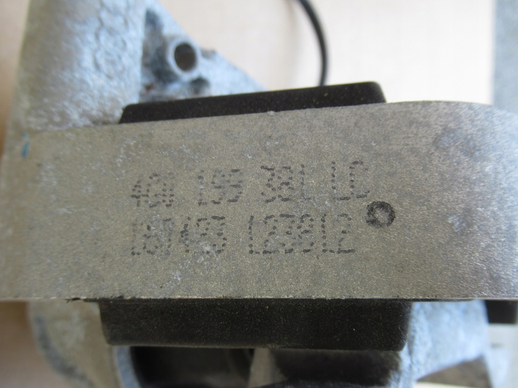 фото №8, Audi a6 c7 a7 4g lift подушка двигателя кронштейн 4g0199381lc