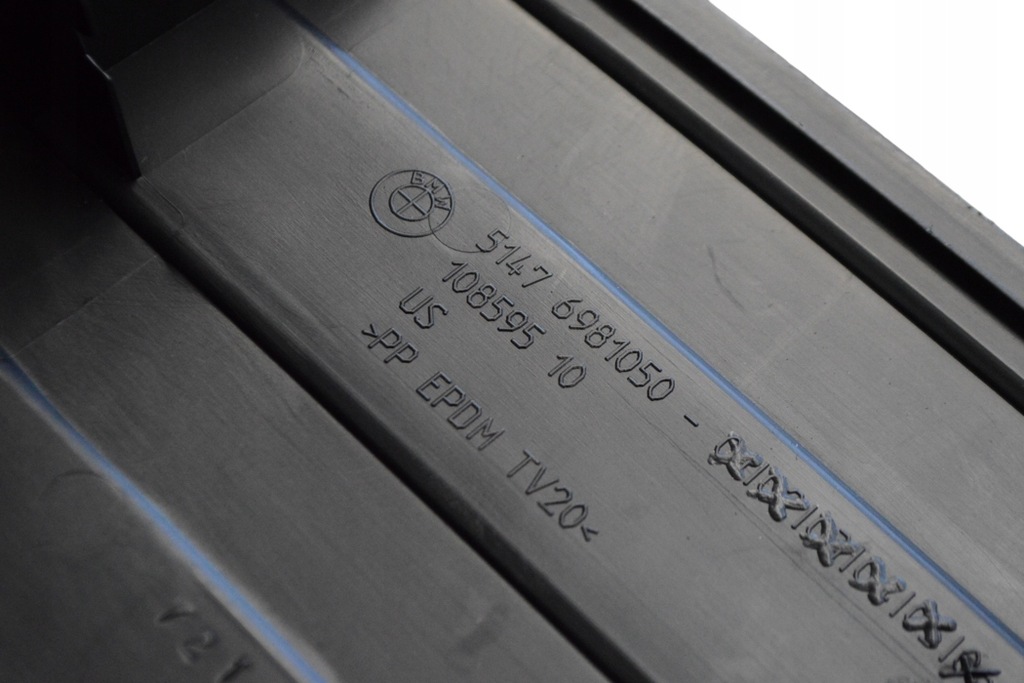 фото №5, Bmw x6 крышка аккумулятор багажника 6981050 e71 40d 2013 rhd