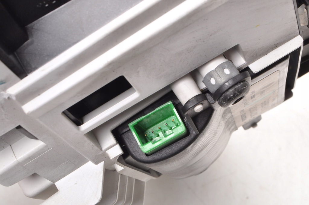 фото №9, Volvo c30 c70 s40 ii v50 лічильник прилади 30728642 europa