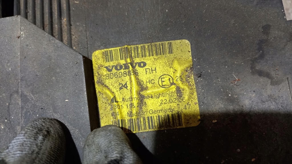 фото №6, Фара правий volvo s40 ii v50 04-07r