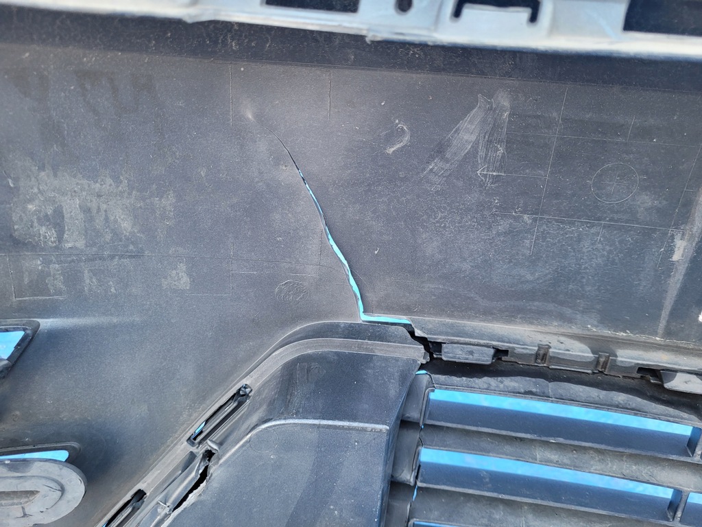 фото №11, Vw caddy iii 3 | бампер перед передний lift 2k5807221k | 0119