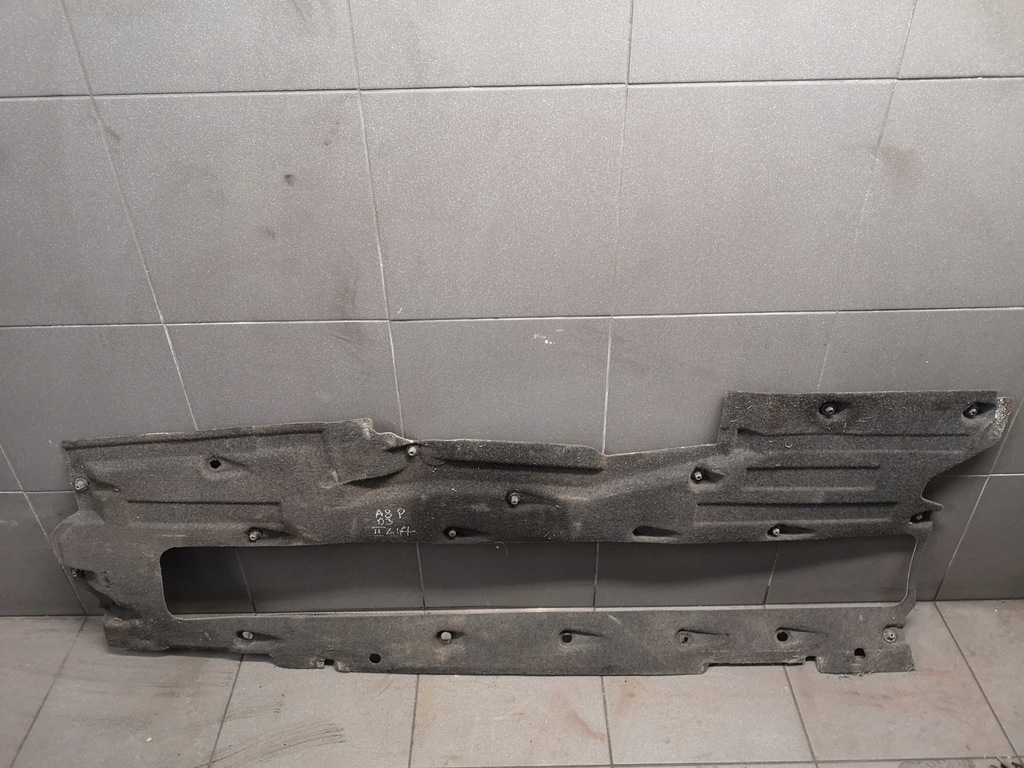 фото №1, Защита подвеска правая audi a8 d3 ii lift материал