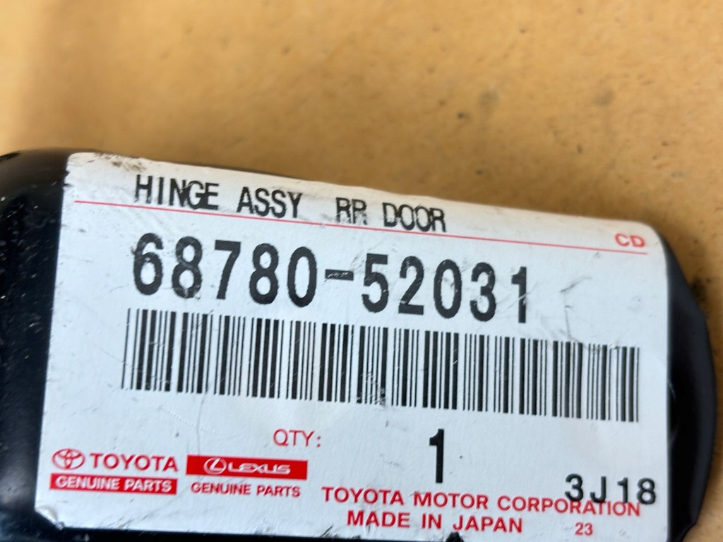 фото №8, Verso corolla camry hilux auris rav4 петля дверь задняя dół левый