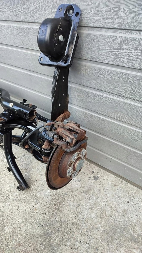 фото №8, Audi a3 8y подвеска балка задняя 1.5 tsi 5q0505315g