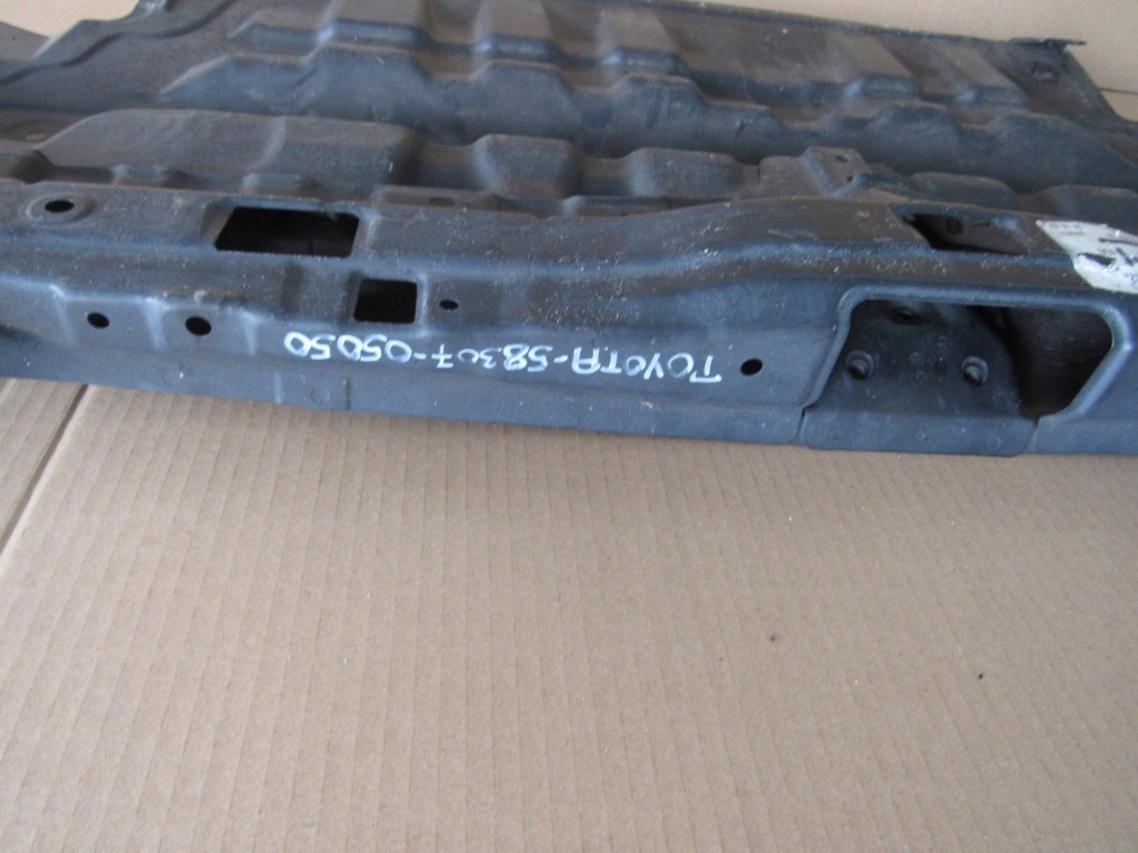 фото №5, Toyota 58307-05050 pas задня