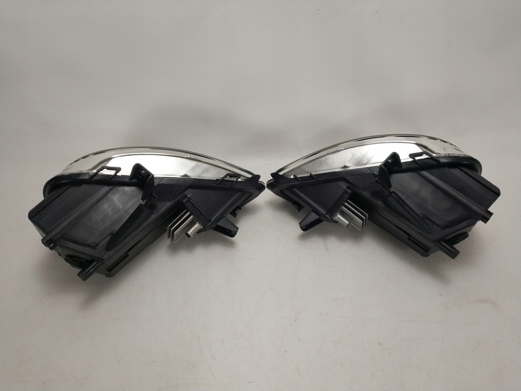 фото №5, Mercedes actros mp4 w960 противотуманные фары led комплект