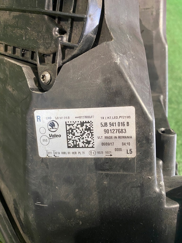 фото №5, Фара правый skoda rapid lift