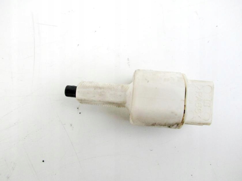 Датчик стоп-сигнал toyota yaris 2 2006-2011 год Доставка
