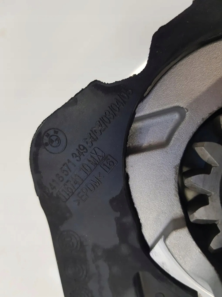 Стартер 12v bmw g11 g12 g20 g21 g01 g05 x3 x5 8687064 в Украине