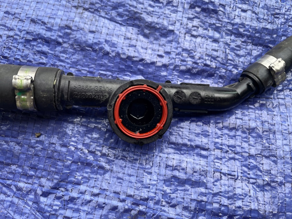 фото №5, Peugeot 208 ii шланг пабтрубок  воды 1.5 bluehdi 2021r