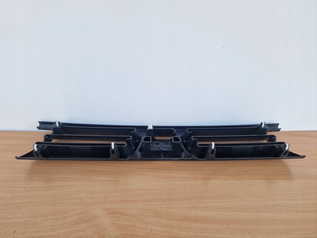 фото №2, Kia pride решітка радіатора решітка радіатора оригінал 33950710 унікат