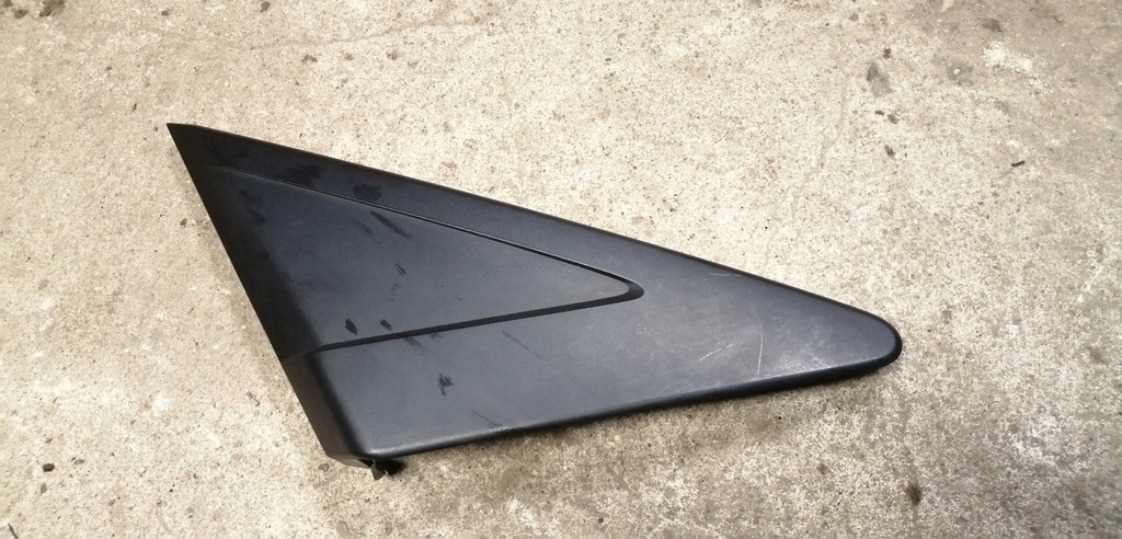 фото №1, Mazda 5 cw 10- заглушка крила права