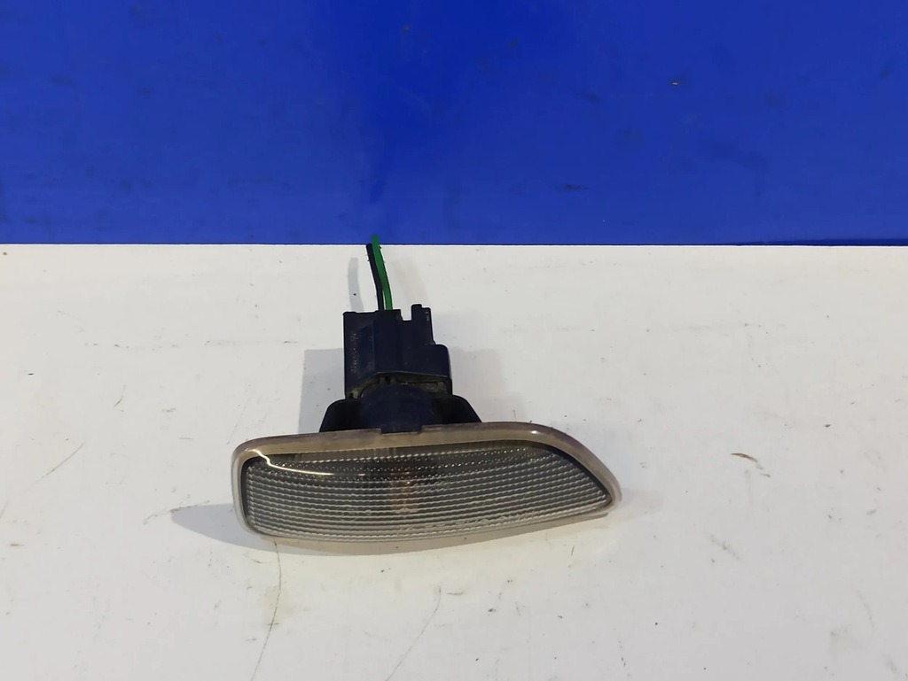 фото №1, Volvo v70 2004 поворотники