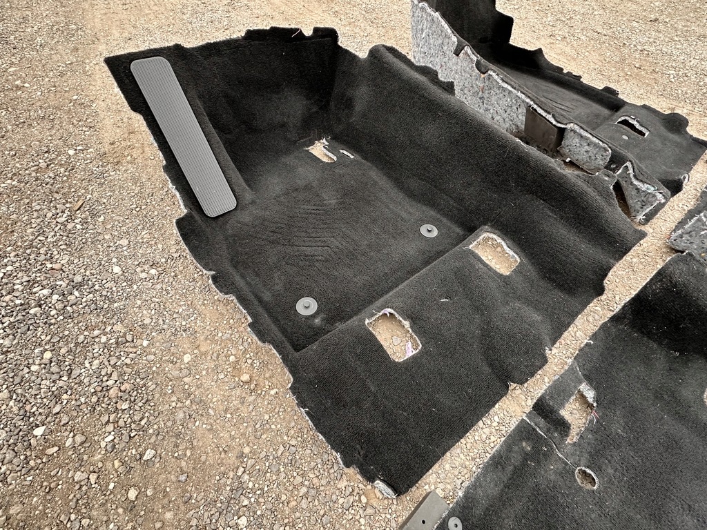 фото №7, Коврик обшивка пол салона комплект ford explorer 2020+