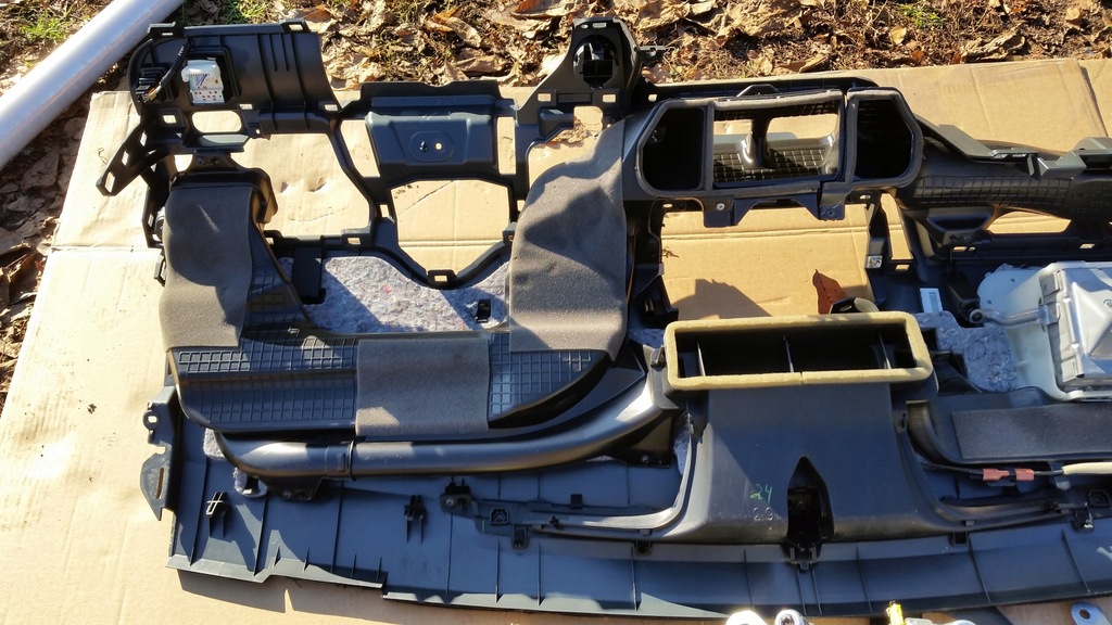 фото №9, Toyota iq консоль панель приладів подушка безпеки ремені