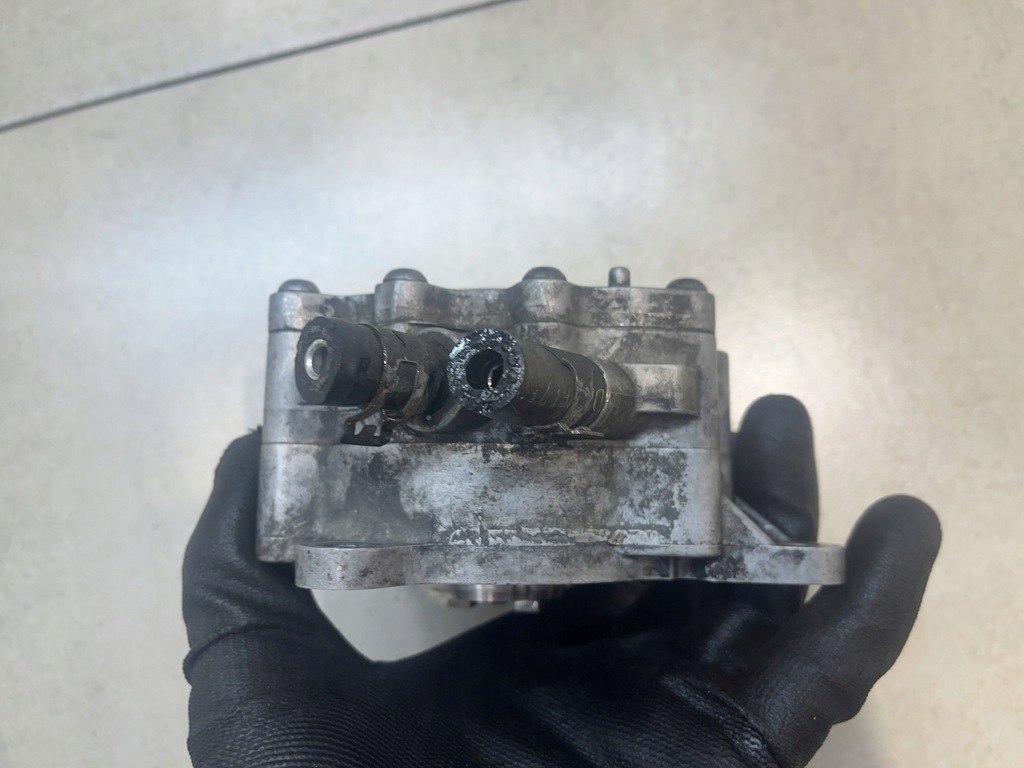 фото №6, Насос вакуум audi a4 b7 2.0 tdi 03g145209