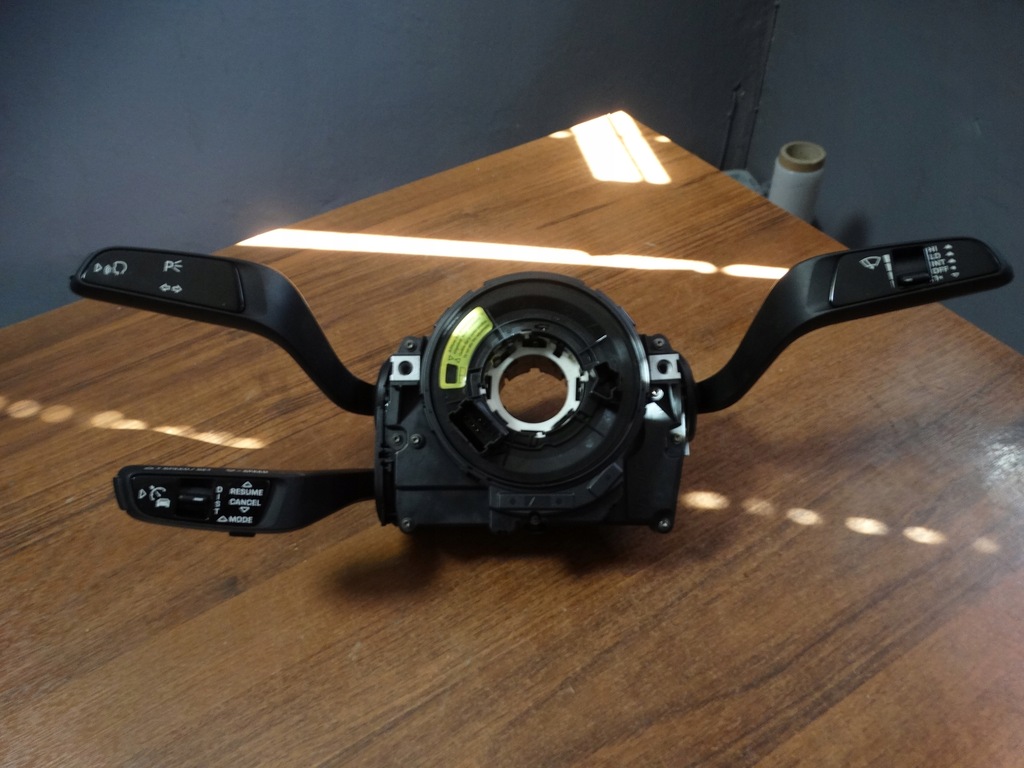 фото №1, Переключатели лента porsche cayenne 9y coupe 1