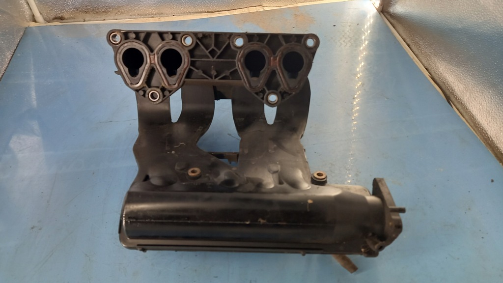 фото №4, Колектор всмоктуючий renault clio ii 1.2b 01r