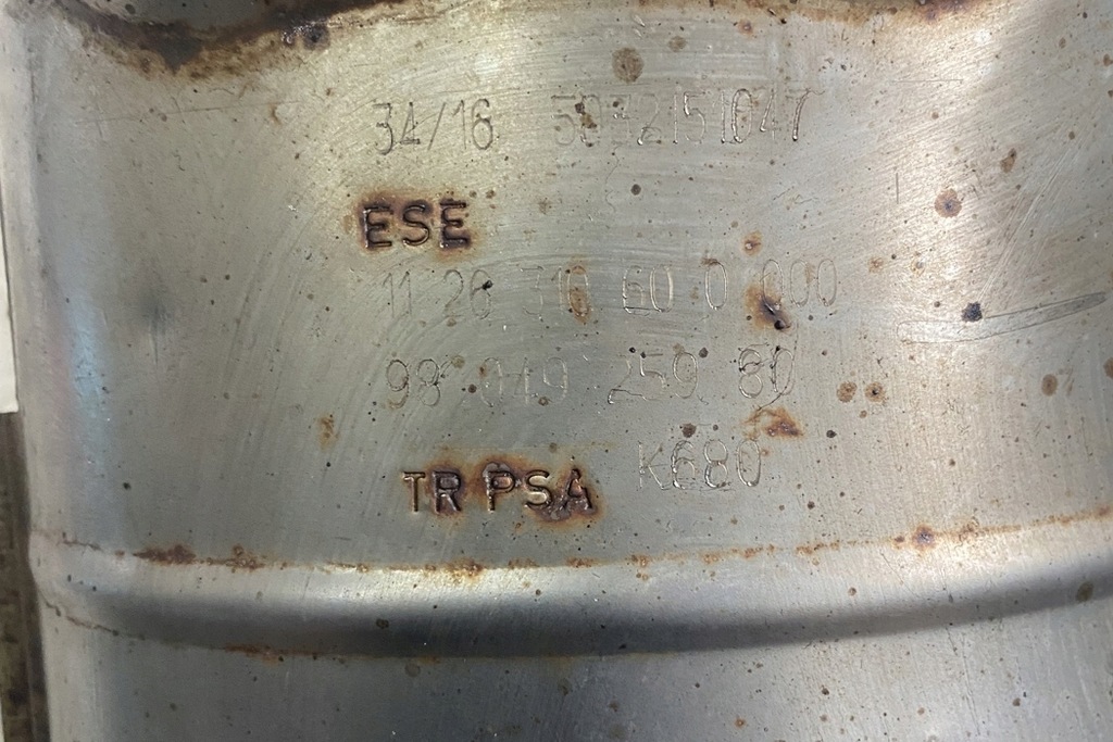 фото №10, Катализатор peugeot expert фургон 9804925980 2.0l дизель 90kw 2016