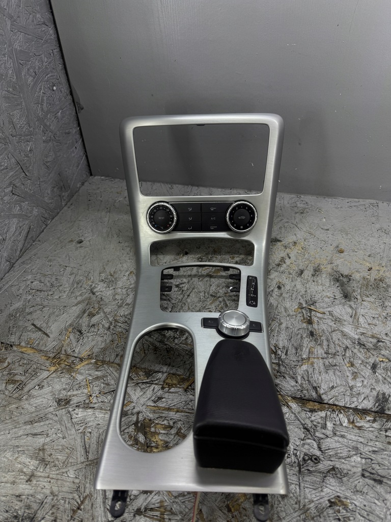 фото №1, Dekor панель кондиционера mercedes slk r172 w172