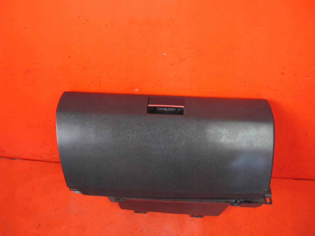 фото №1, Mercedes w245 b-klasa бардачок пассажира eu