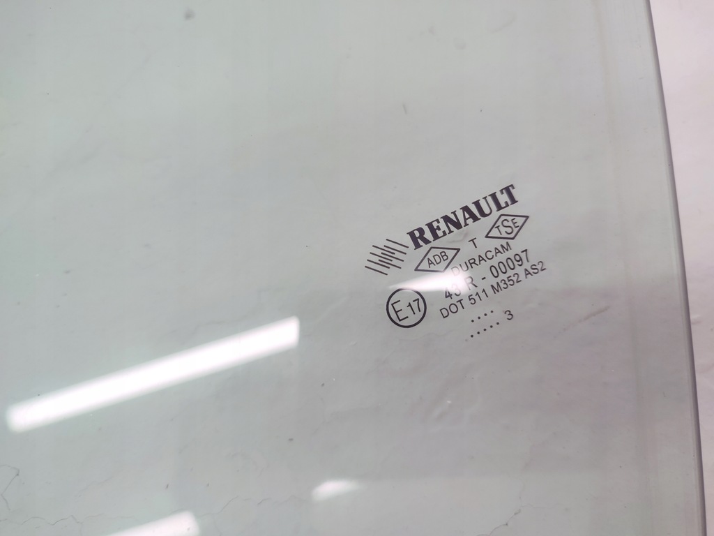 фото №2, Стекло дверь левый перед renault clio iv 4 2013