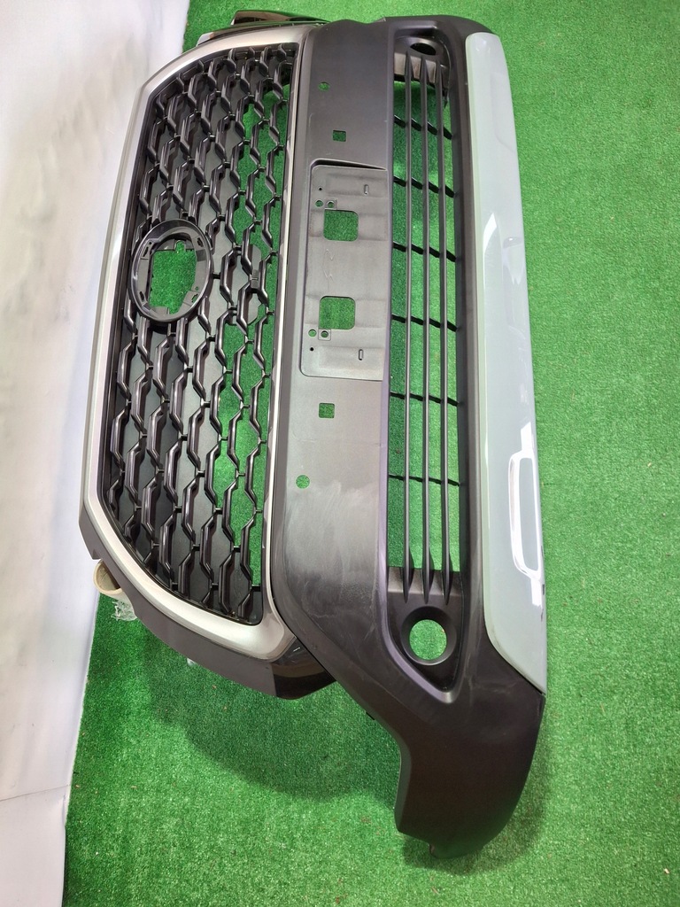 фото №8, Toyota corolla cross бампер перед передний решётка радиатора 53114-16060