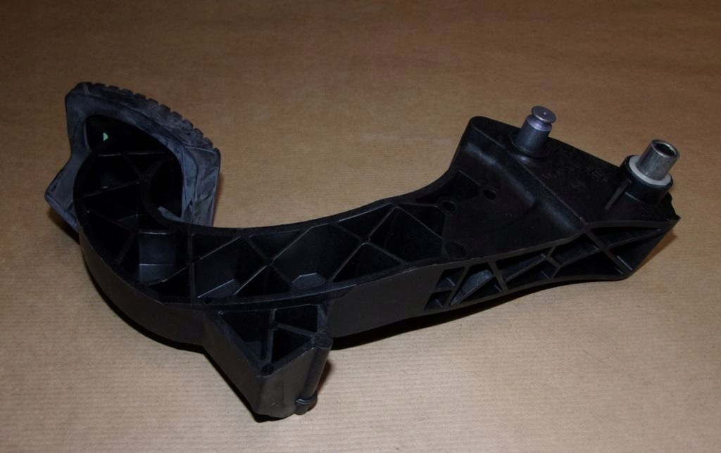 фото №2, Педаль сцепления c c4,p 307,308