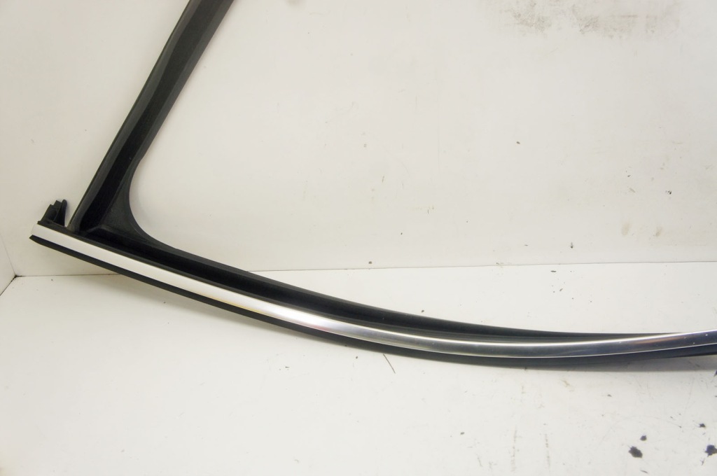 фото №5, Ul187 vw passat b8 прокладка скло двері лівий перед