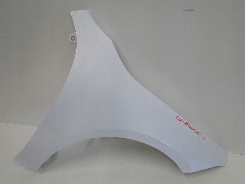 фото №9, Mercedes крыло правый передний белый перед cla 118 c118 x118 w118