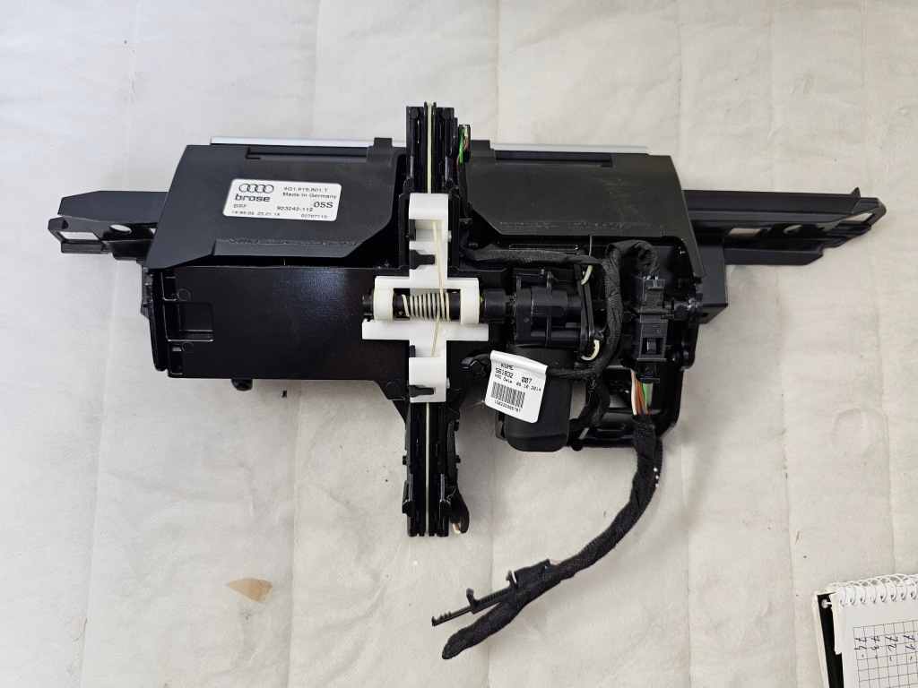 фото №1, Подъемник дисплей монитор экран audi a6 c7 a7