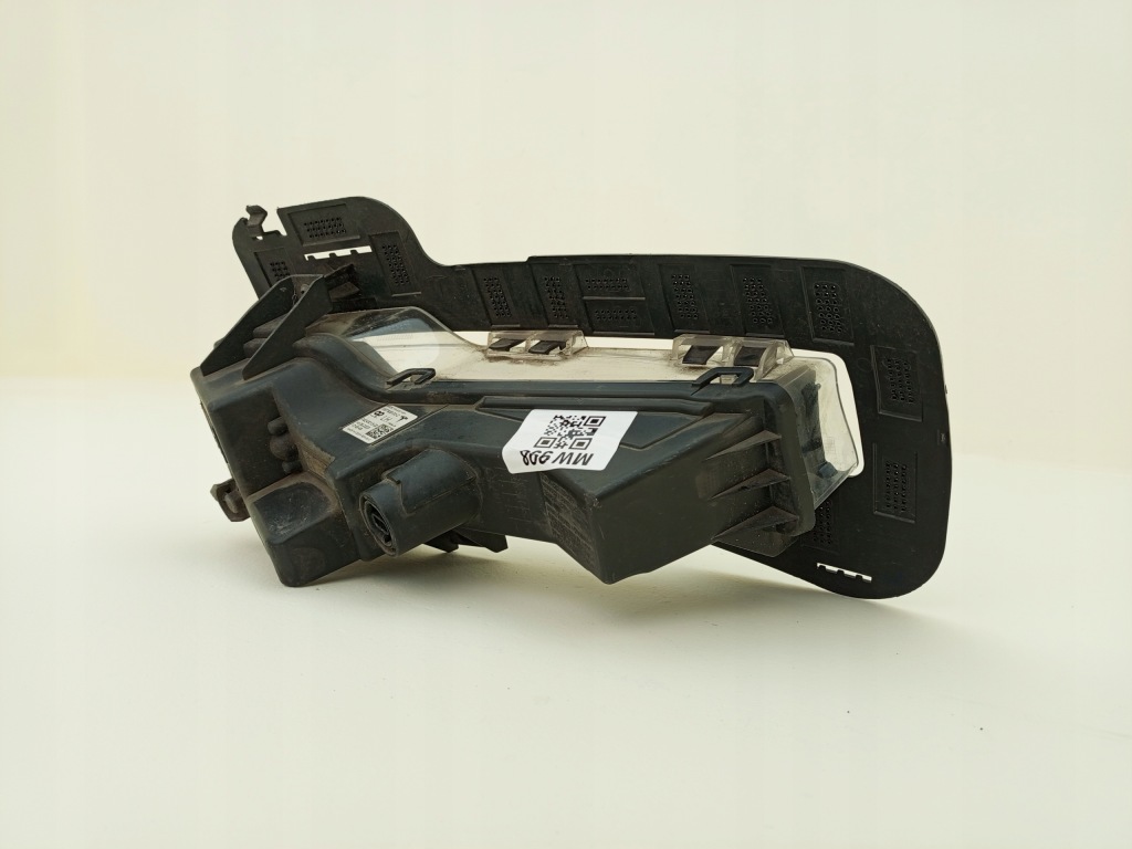 Tesla model 3 рестайлінг  y 2020- протитуманна фара led drl лівий перед передній 1507932-00-c Оригінал