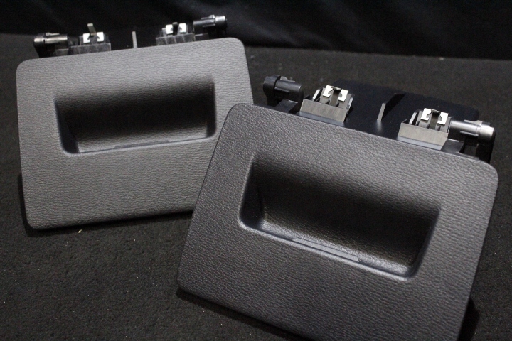 фото №1, Бардачок панелі консолі bmw f48 x1