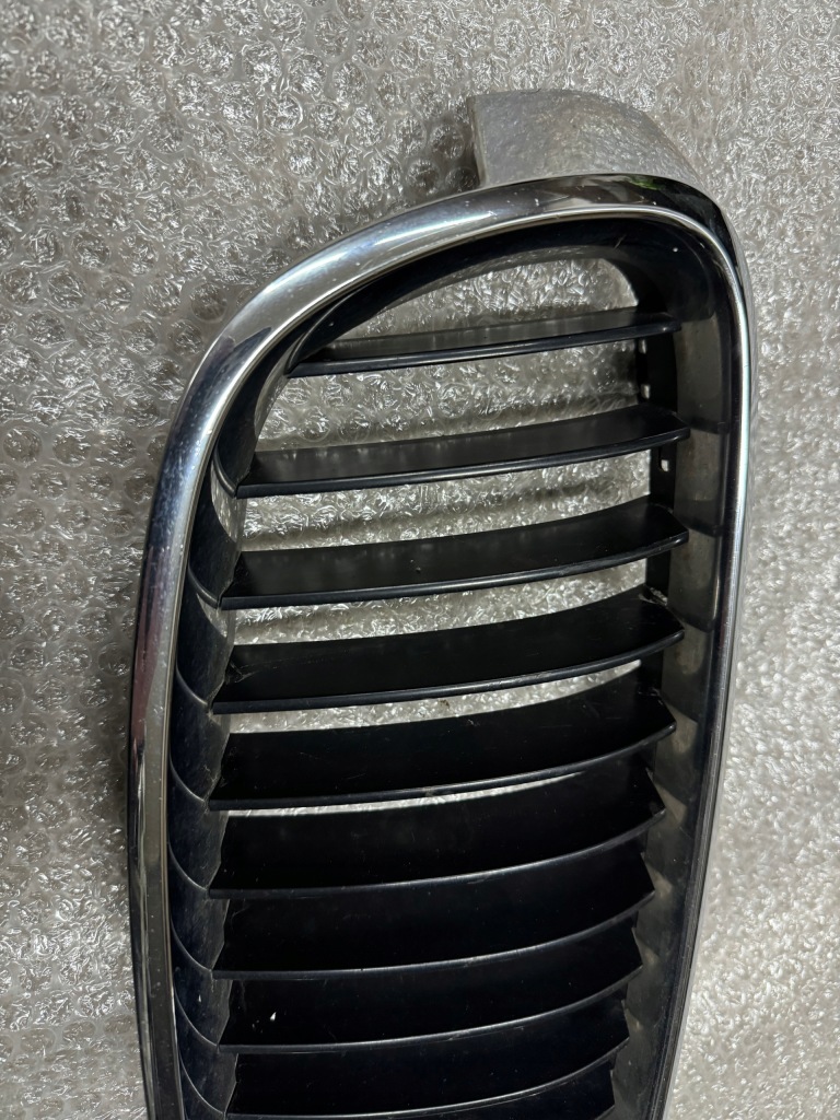 фото №2, Bmw 3 f30 f31 защита рамка решётка радиатора решётка радиатора правая