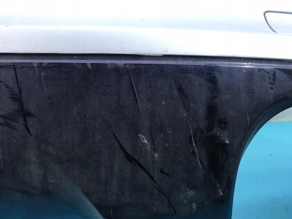 фото №10, Бампер задня mercedes r w251 сріблястий c775