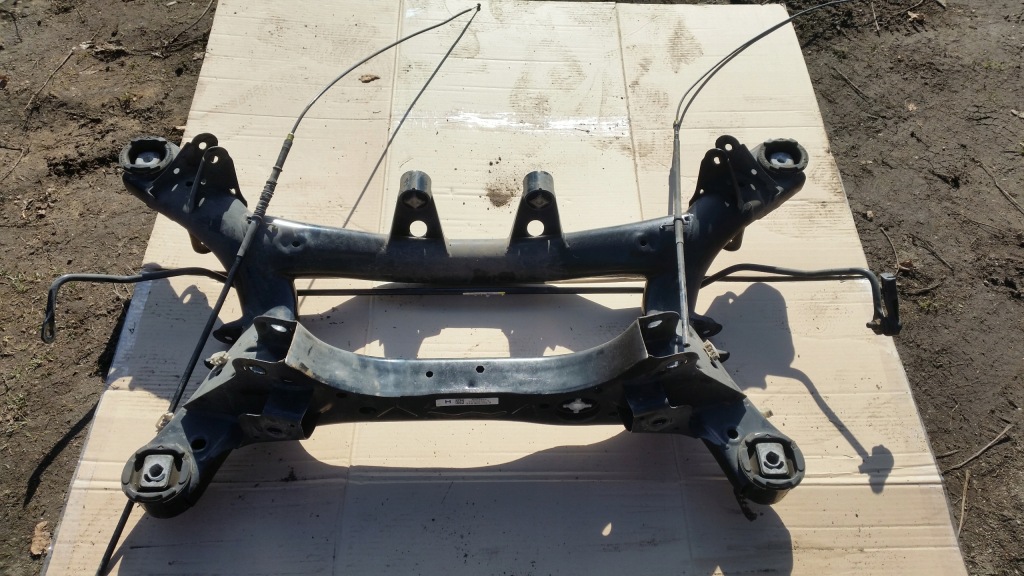 фото №1, Підрамник підрамник задня bmw 3 f30 f32 f36