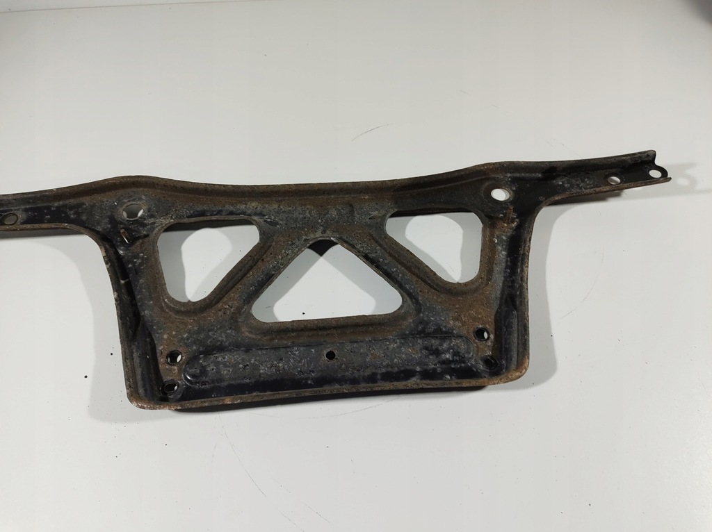 фото №8, Lexus is300h 13r кронштейн подрамник подрамник