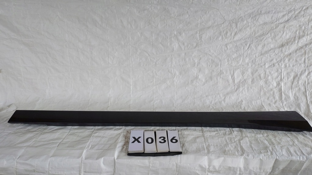 фото №1, Bmw 1 f20 lci накладка молдинг поріг права