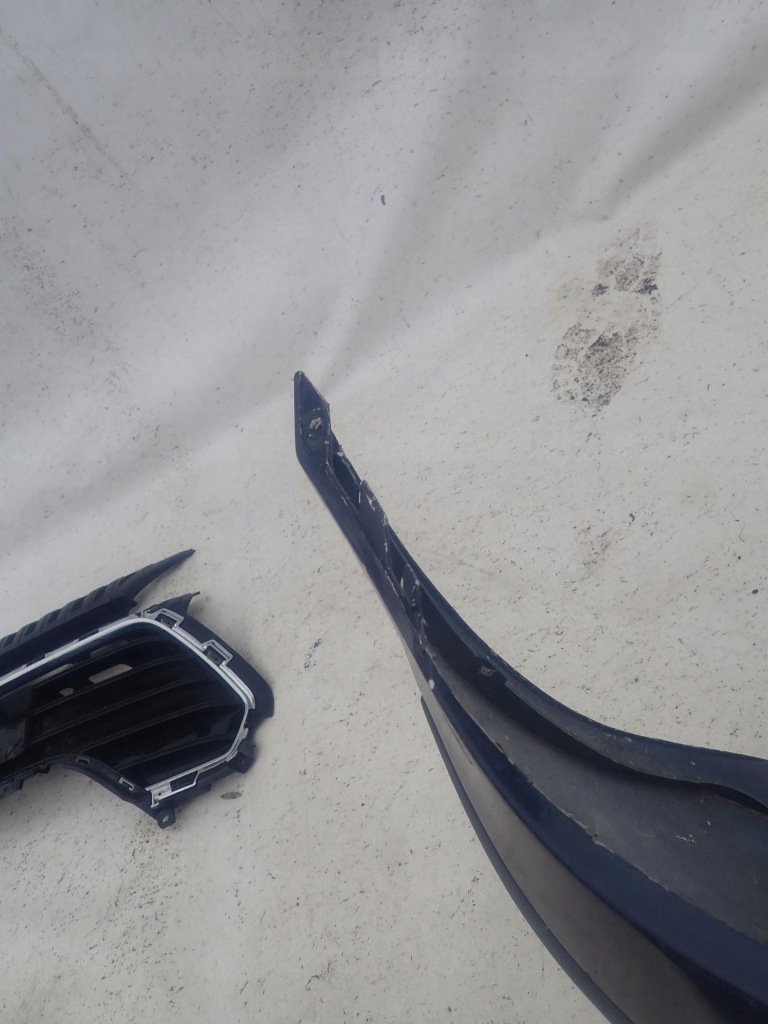 Mercedes a-klasa w168 рестайлинг  01-04 бампер перед pdc Цена