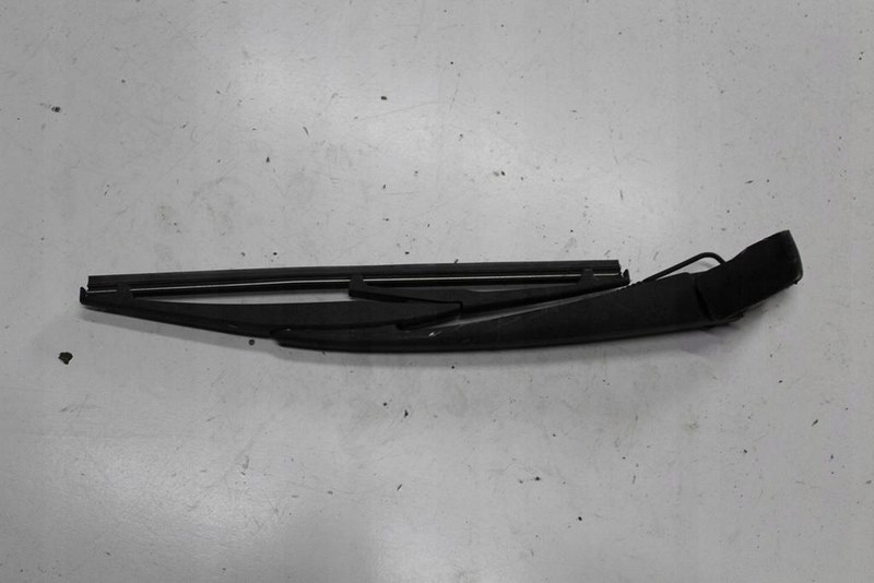 фото №1, Suzuki sx-4 sx4 важіль двірники кришки задня