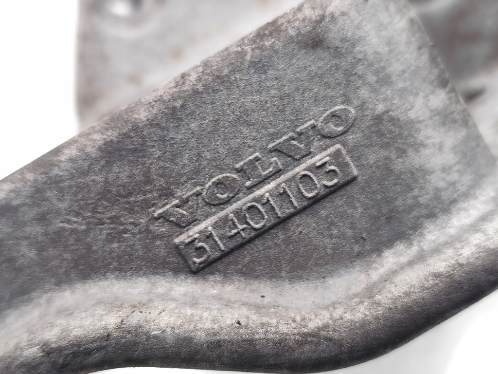 Volvo s60 кронштейн генератора d4 дизель 133kw 181 hp 31401103 2015 Зі Шроту