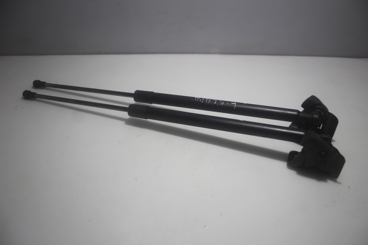 фото №1, Амортизатори кришки peugeot 308 ii 1.6hdi