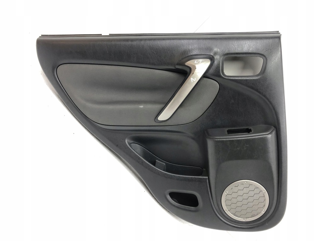 фото №1, Обивка обшивка дверь левый задняя toyota rav4 ii 00-