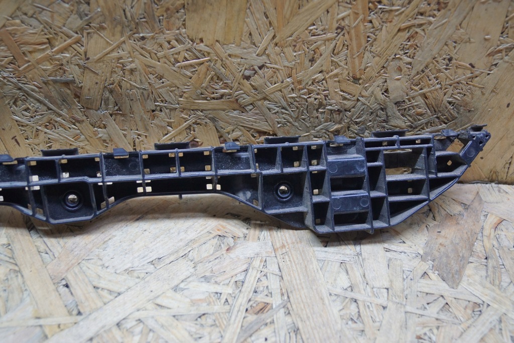 фото №9, Subaru wrx напрямна кронштейн бампера правий задня