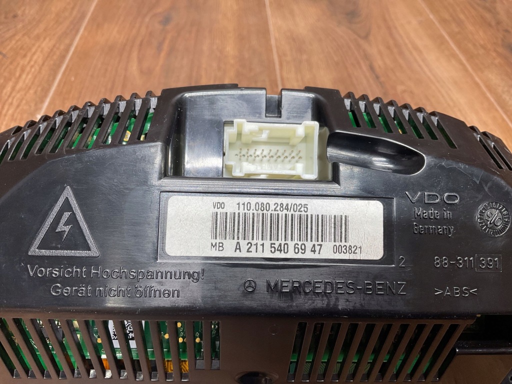 фото №8, Прилади лічильник mercedes-benz w211 amg a2115406947