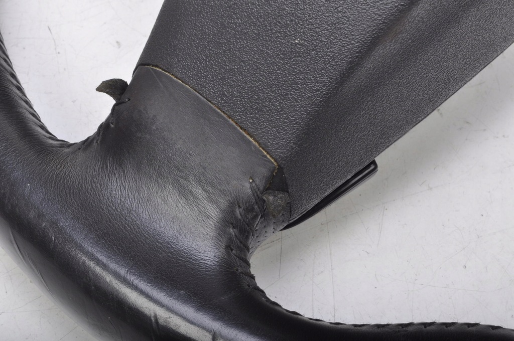 фото №14, Volvo c30 s40 c70 ii повітропровід шкіряний r-design