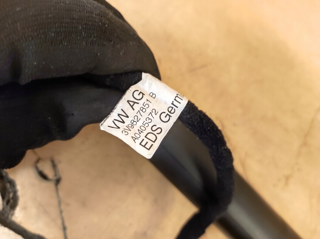 фото №14, Привід амортизатор електричний кришки багажника лівий superb iii 3 kombi