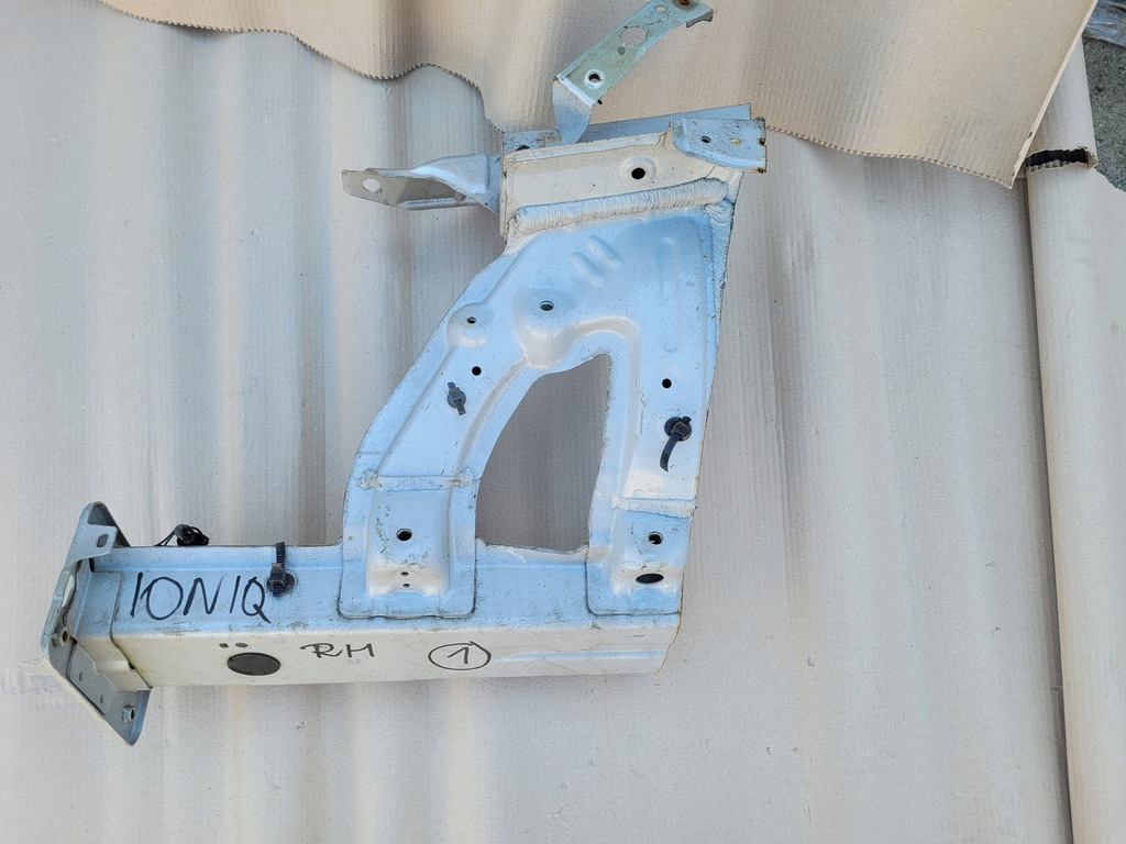 фото №1, Hyundai ioniq чверть лонжерон перед права