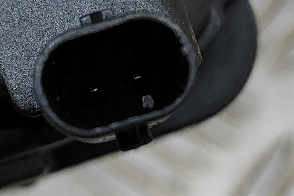 фото №6, Audi q5 8r шланг отрицательный аккумулятор 8r0915181 2.0 дизель 125kw 2012